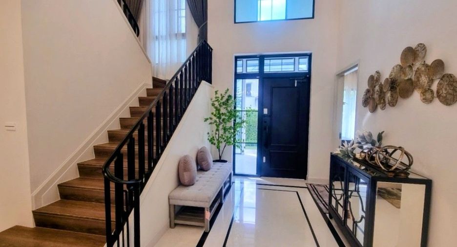 Haus zur Miete und zum Kauf mit 4 Zimmer in Saphan Sung, Bangkok