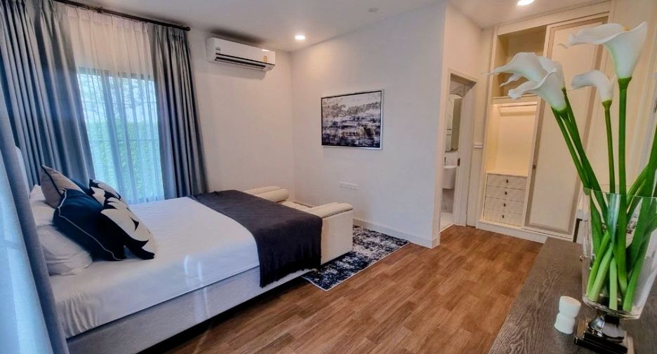 Haus zur Miete und zum Kauf mit 4 Zimmer in Saphan Sung, Bangkok
