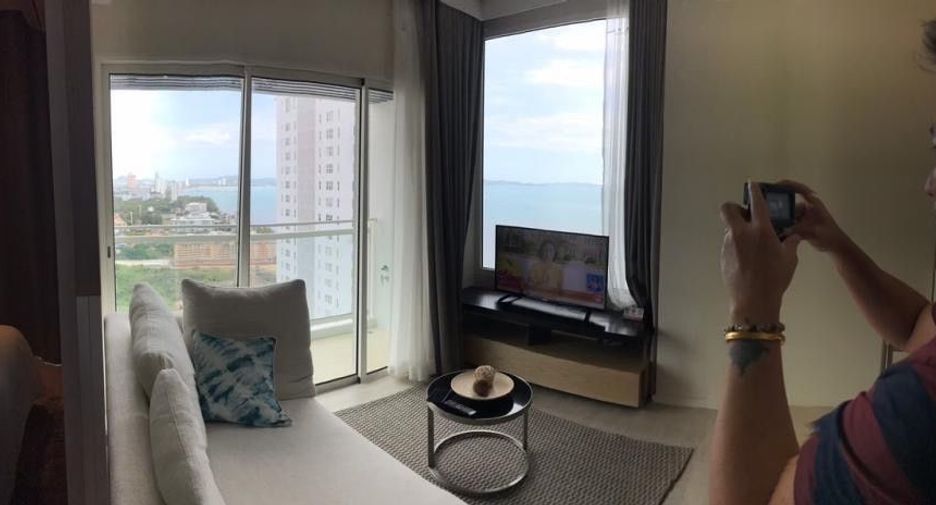 For rent and for sale 1 bed condo in Bang Lamung, Chonburi