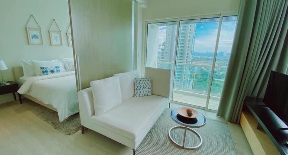 For rent and for sale 1 bed condo in Bang Lamung, Chonburi