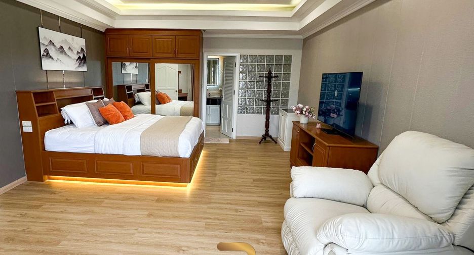 For sale 2 ベッドルーム condo in Bang Lamung, Chonburi