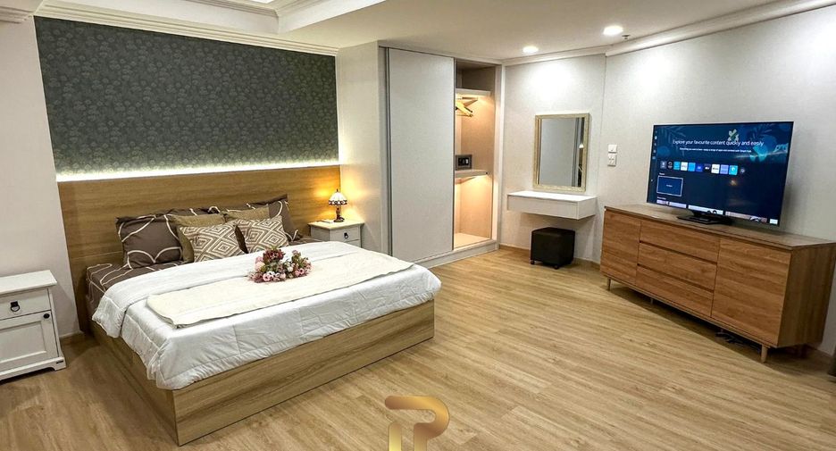 For sale 2 ベッドルーム condo in Bang Lamung, Chonburi