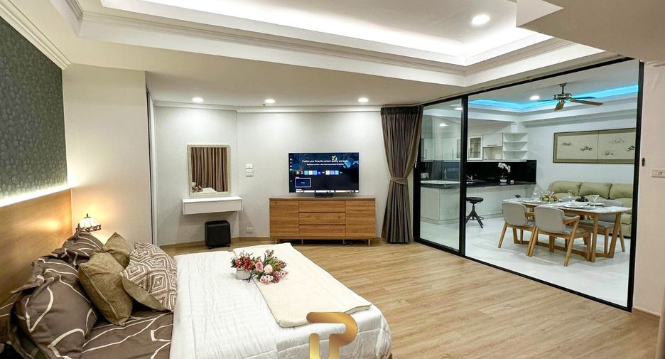 For sale 2 ベッドルーム condo in Bang Lamung, Chonburi