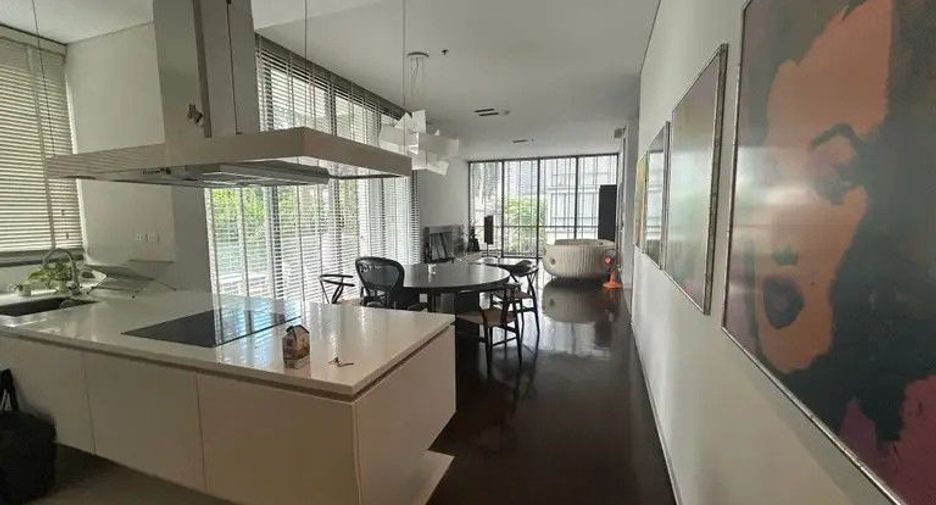 Condo en venta de 2 habitaciones en Khlong Toei, Bangkok