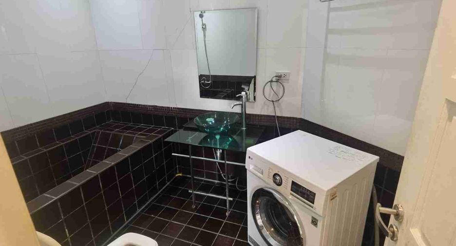 For sale 3 bedrooms villa in Sattahip, Chonburi