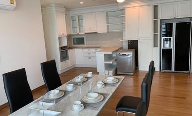 For sale 4 bedrooms condo in Watthana, Bangkok