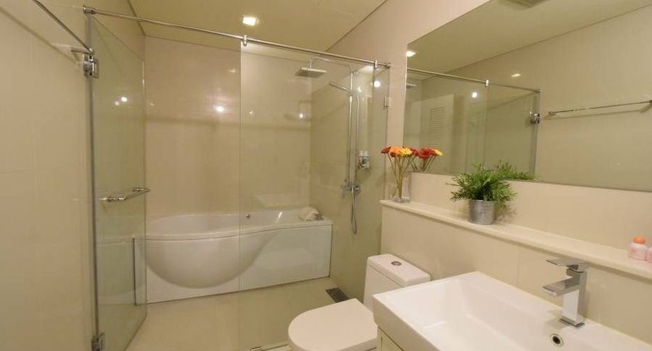 Condo en venta de 4 habitaciones en Watthana, Bangkok