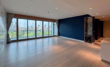 For rent and for sale 3 bedrooms condo in Pathum Wan, Bangkok