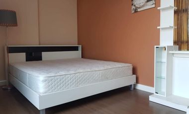 For sale 1 bed condo in Huai Khwang, Bangkok