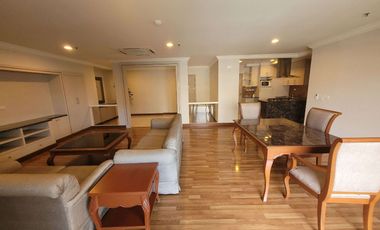 Condo en alquiler de 3 habitaciones en Watthana, Bangkok