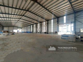 À louer entrepôt à Si Racha, Chonburi