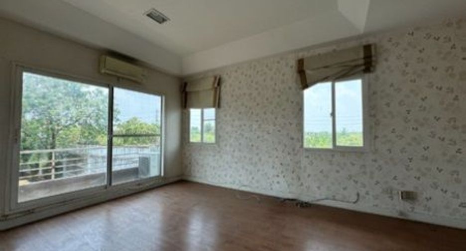 For sale 3 bedrooms house in Prawet, Bangkok