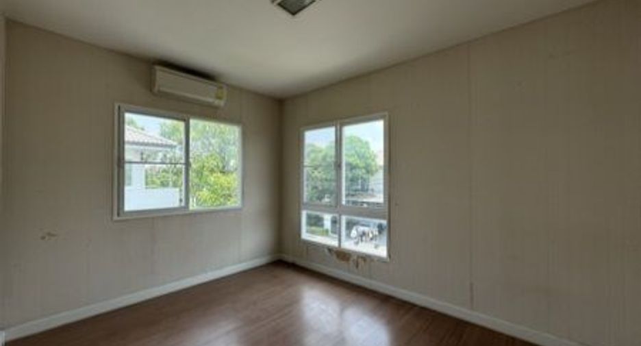 For sale 3 bedrooms house in Prawet, Bangkok