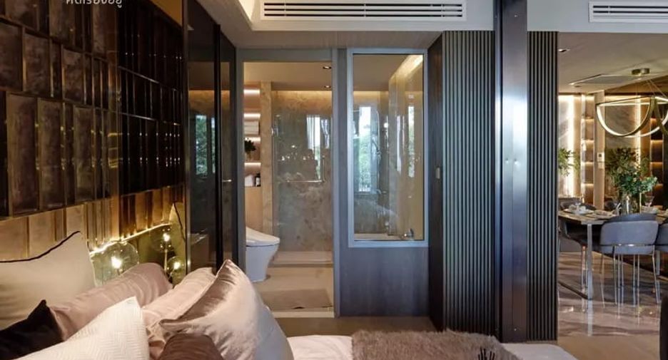 For sale 3 bedrooms condo in Watthana, Bangkok