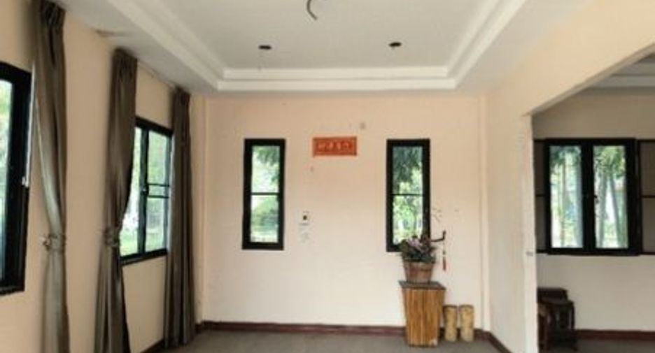 For sale 6 bedrooms house in Bang Khun Thian, Bangkok