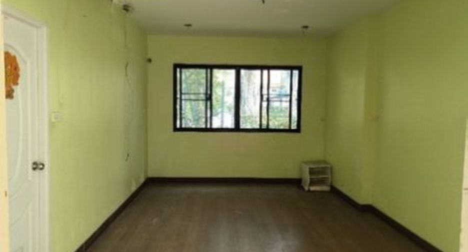 For sale 6 bedrooms house in Bang Khun Thian, Bangkok