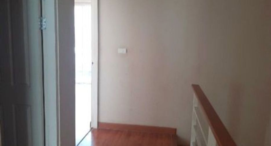 For sale 3 bedrooms townhouse in Lat Krabang, Bangkok