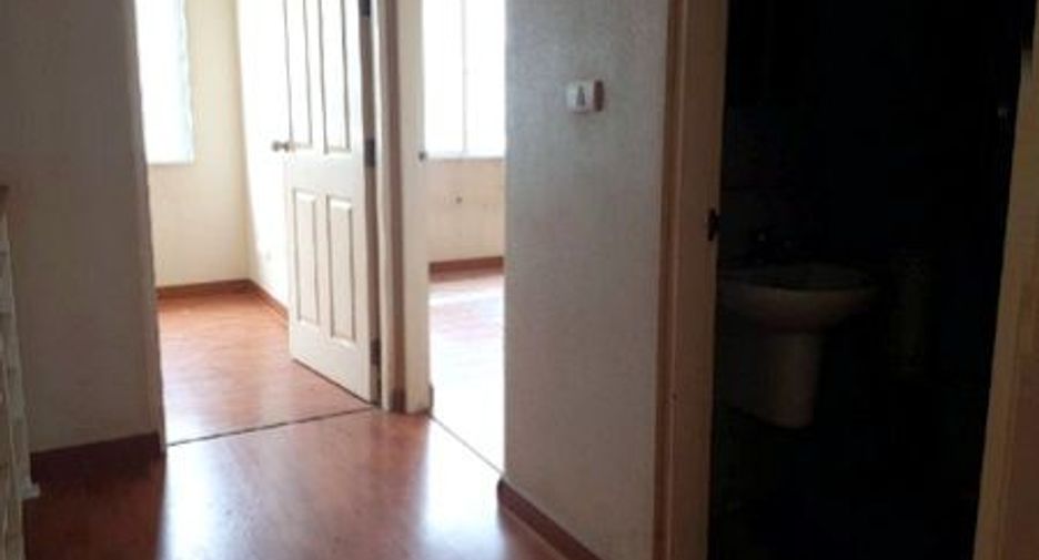 For sale 3 bedrooms townhouse in Lat Krabang, Bangkok
