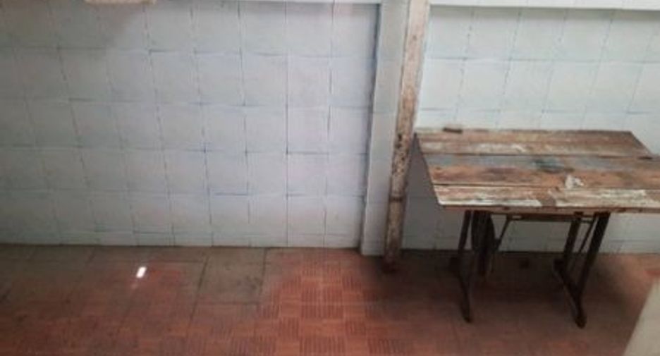 For sale 3 bedrooms townhouse in Lat Krabang, Bangkok