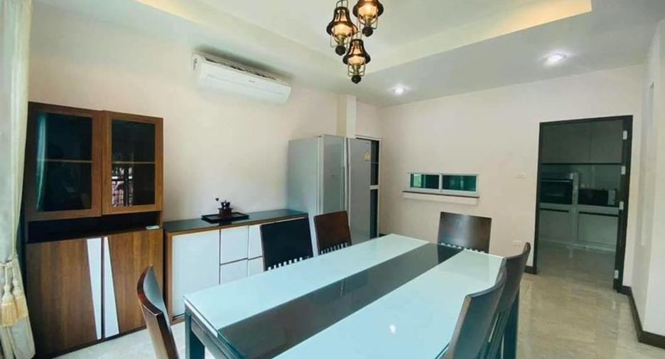 For rent 3 bedrooms house in Mueang Chiang Mai, Chiang Mai