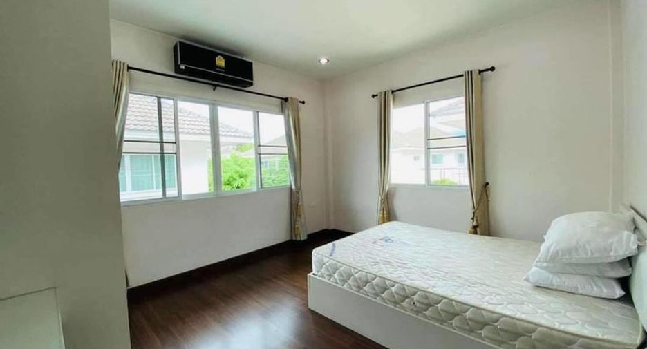 For rent 3 bedrooms house in Mueang Chiang Mai, Chiang Mai