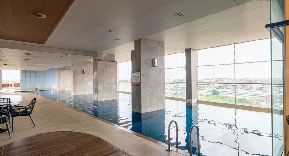 For sale 3 bedrooms condo in Mueang Chon Buri, Chonburi
