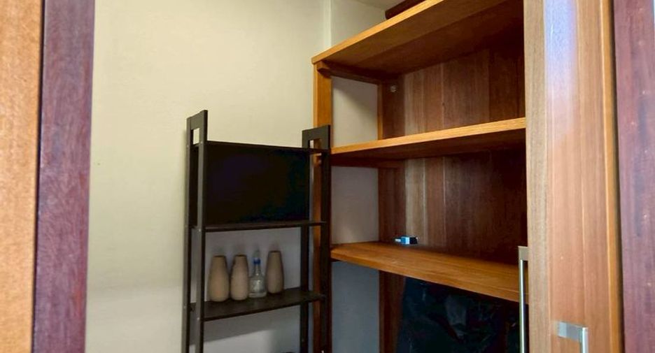 Gewerbefläche zur Miete und zum Kauf mit 3 Zimmer in San Sai, Chiang Mai