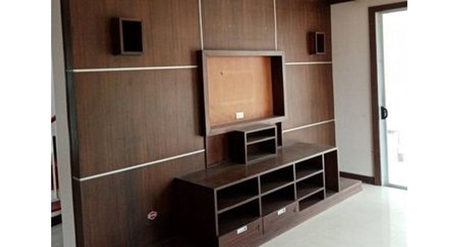 For sale 3 bedrooms house in Mueang Nonthaburi, Nonthaburi