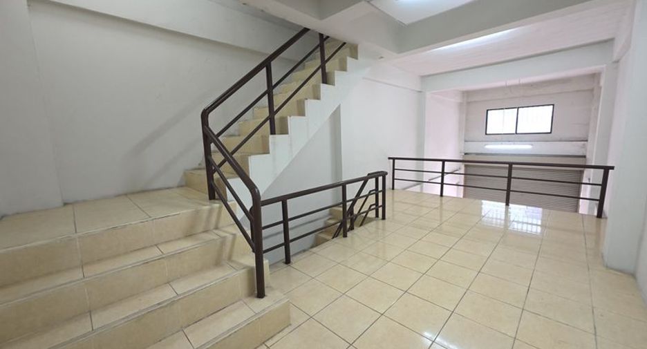 À louer studio condo à Si Racha, Chonburi