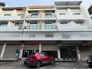 À louer studio condo à Si Racha, Chonburi