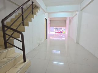 À louer studio condo à Si Racha, Chonburi