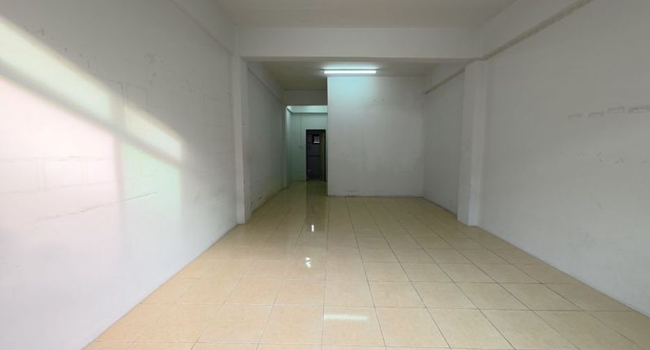 À louer studio condo à Si Racha, Chonburi
