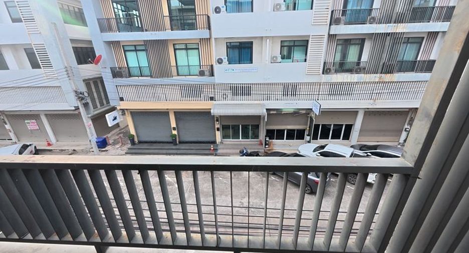 À louer studio condo à Si Racha, Chonburi