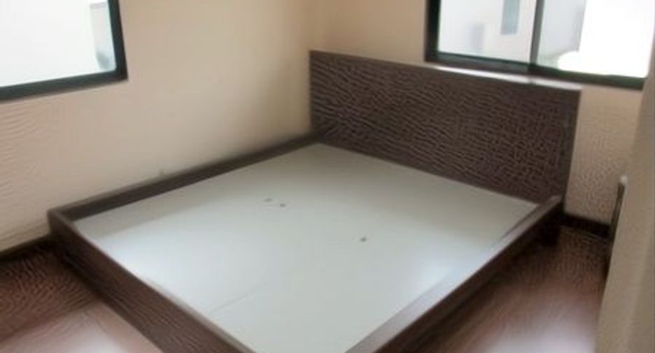 For sale 4 bedrooms house in Sai Mai, Bangkok