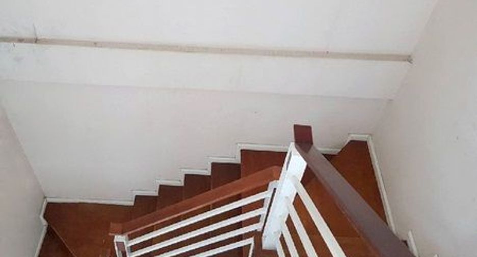 For sale studio townhouse in Khlong Sam Wa, Bangkok