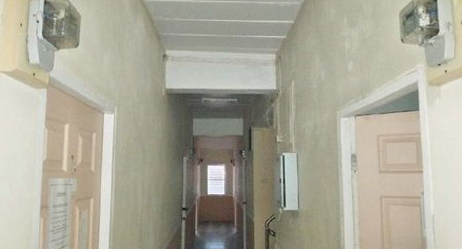 For sale 46 bedrooms apartment in Mueang Surat Thani, Surat Thani