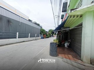 Local comercial en venta de 2 habitaciones en Krathum Baen, Samut Sakhon