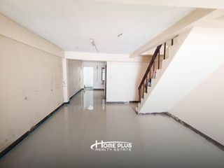Local comercial en venta de 2 habitaciones en Krathum Baen, Samut Sakhon