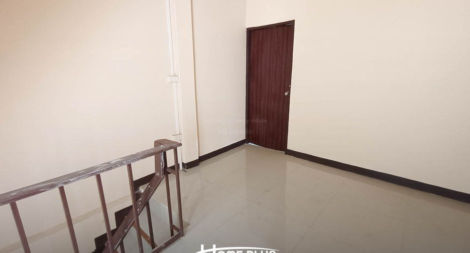 For sale 2 bedrooms retail Space in Krathum Baen, Samut Sakhon