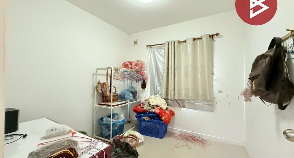 Casa adosada en venta de 3 habitaciones en Mueang Pathum Thani, Pathum Thani