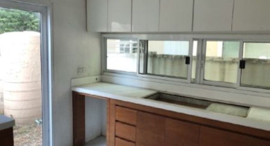 For sale 3 bedrooms house in Sai Mai, Bangkok