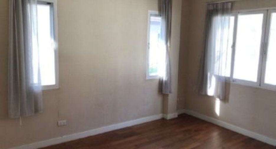 For sale 3 bedrooms house in Sai Mai, Bangkok