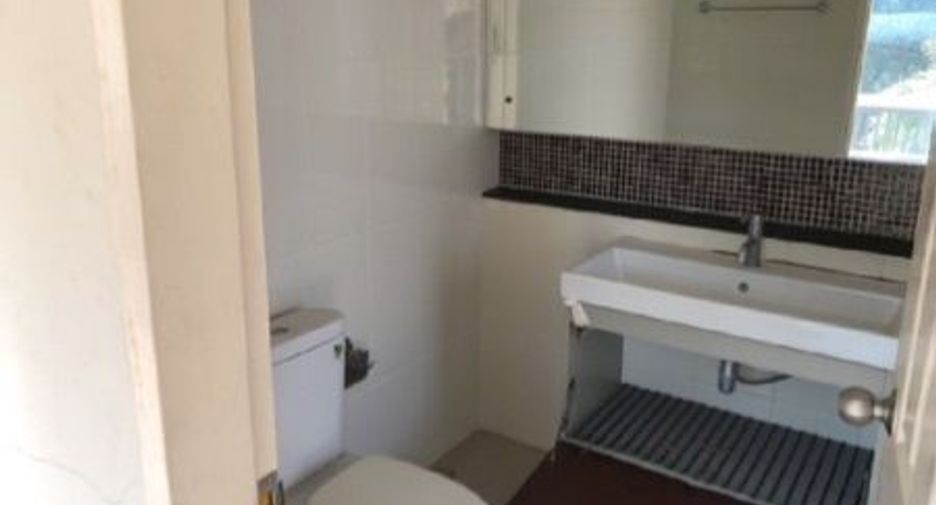 For sale 3 bedrooms house in Sai Mai, Bangkok