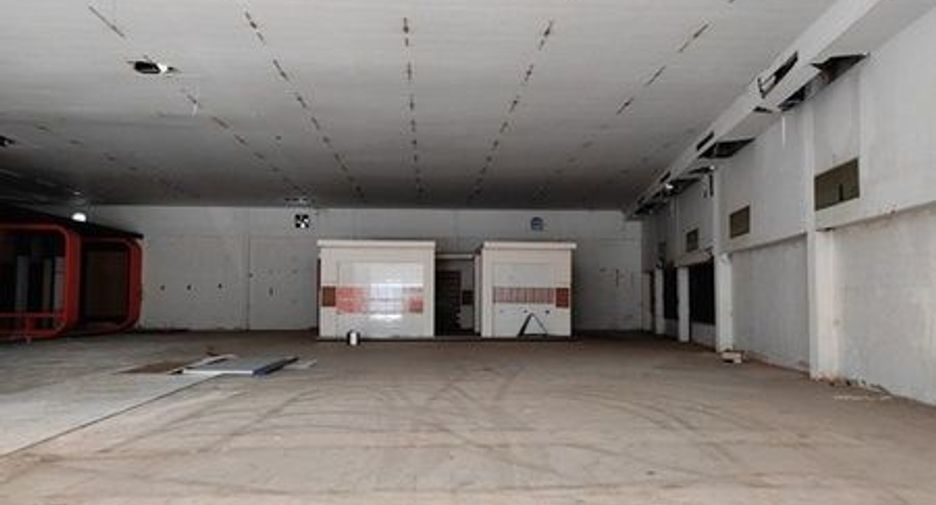 For sale retail Space in Mueang Yasothon, Yasothon