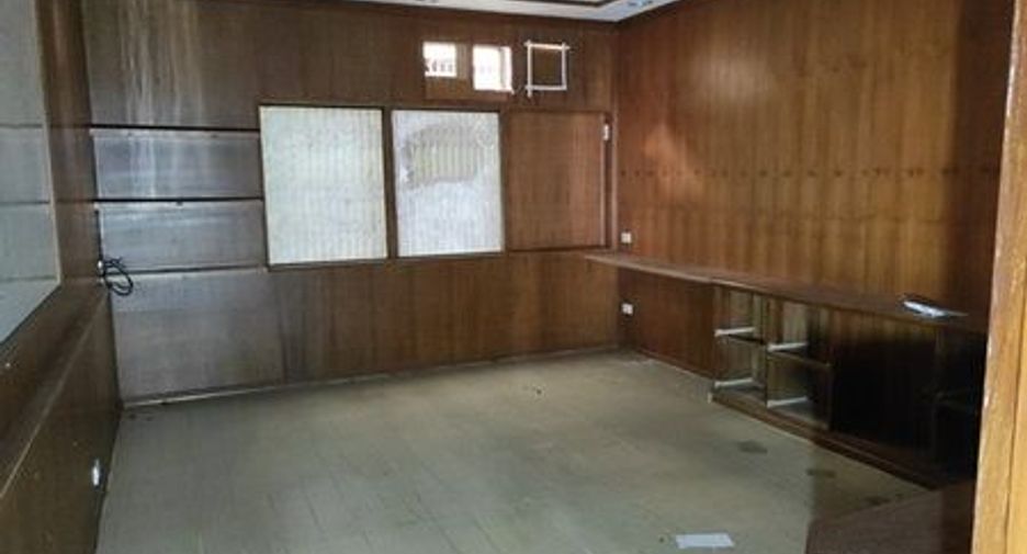 For sale retail Space in Mueang Yasothon, Yasothon