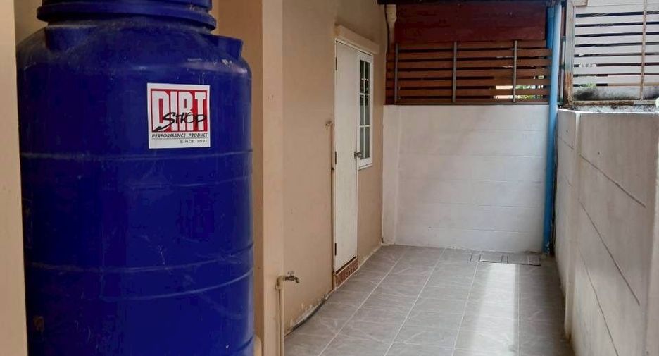 Casa en venta de 4 habitaciones en Mueang Samut Prakan, Samut Prakan