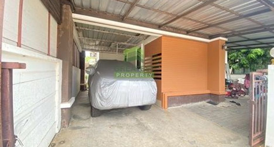 À vendre 2 chambres maison à Phan Thong, Chonburi
