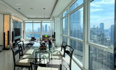 À louer 2 chambres condo à Pathum Wan, Bangkok