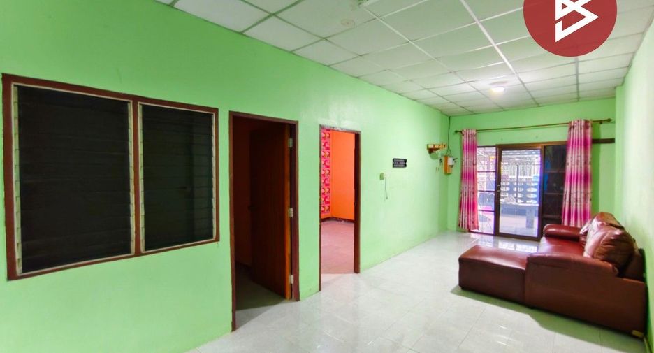 Casa adosada en venta de 2 habitaciones en Mueang Ratchaburi, Ratchaburi
