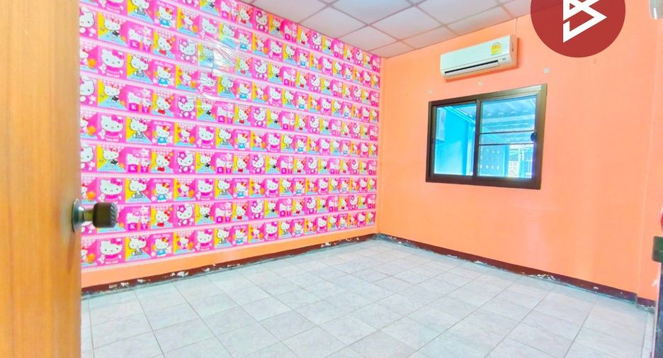 Casa adosada en venta de 2 habitaciones en Mueang Ratchaburi, Ratchaburi